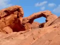 �����