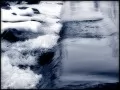 �����