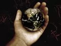 open picture: «Globe in a hand»