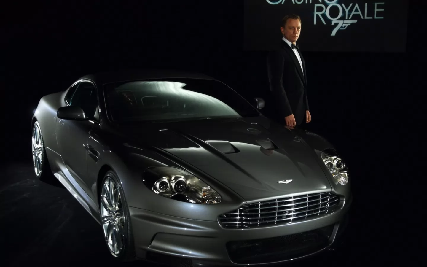 DBS J. Bond in C.Royale, Aston Martin, ,  
