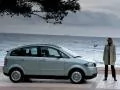 выбранное изображение: «Audi A2 на побережье»