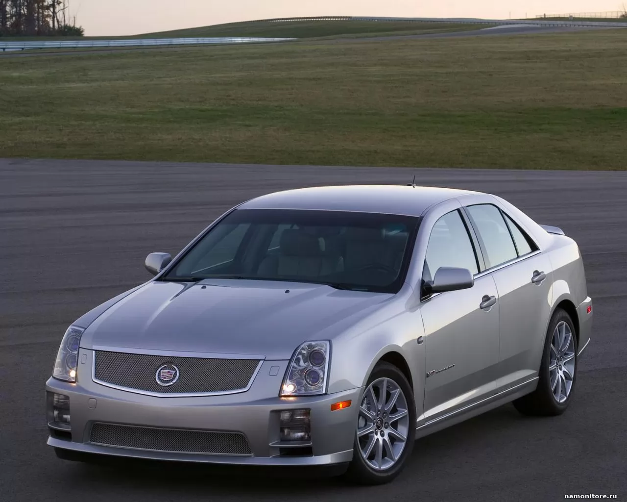 Cadillac STS 4 6 2008