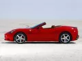 выбранное изображение: «Ferrari California сбоку»