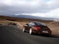 выбранное изображение: «Porsche 911 Carrera S на дороге»