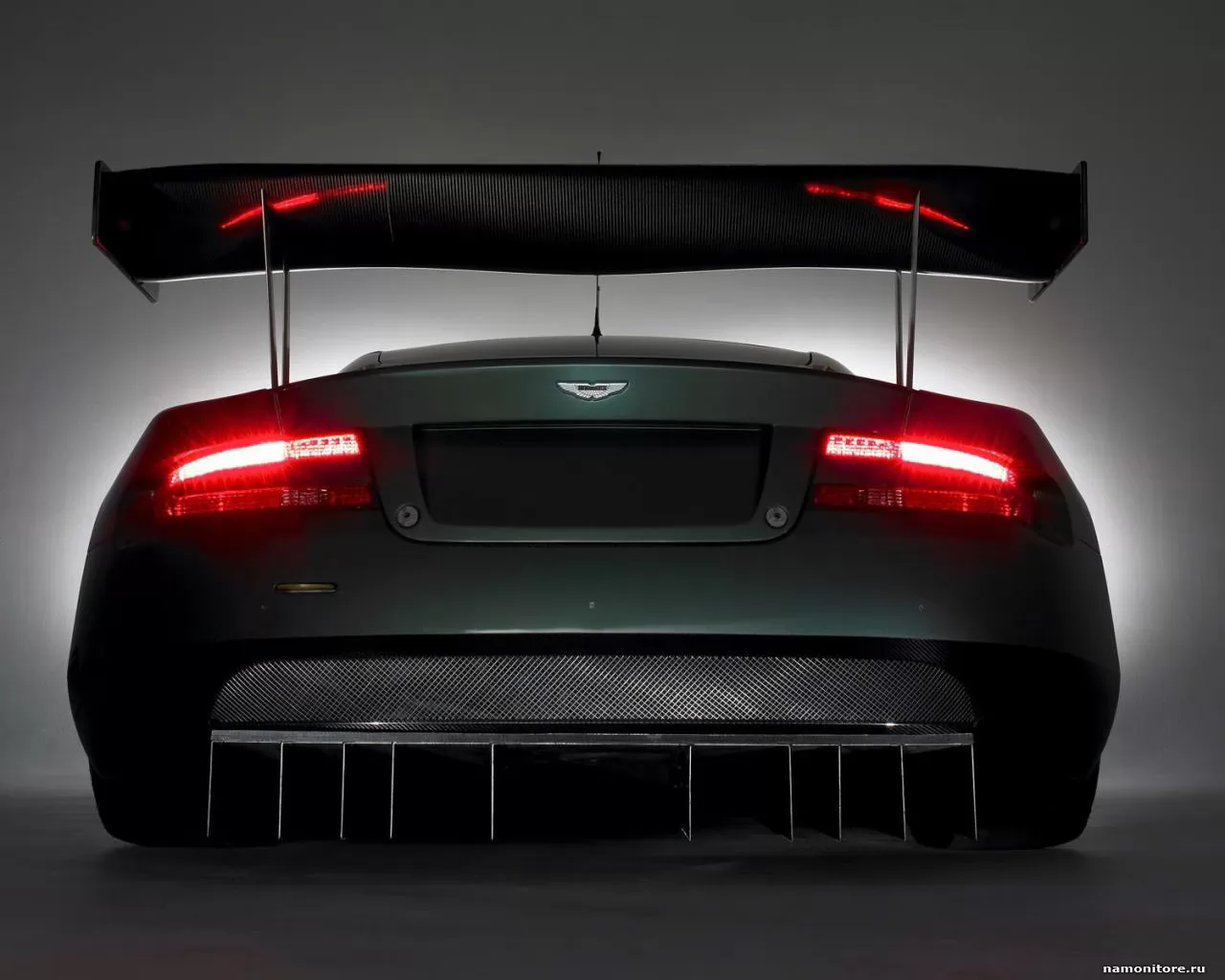 Aston Martin -  , Aston Martin, , ,  
