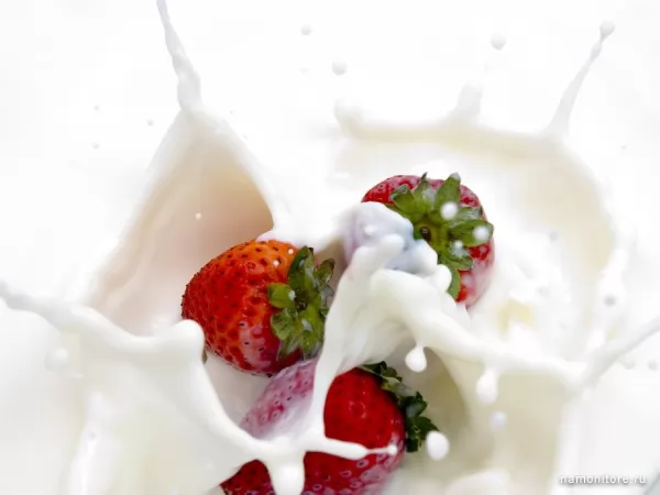 Strawberry in milk, Meal, food, fruits