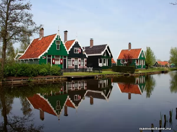 Northern Holland, Cities