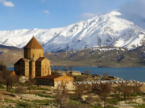 Turkey, Kurdistan, the Armenian church, Cities