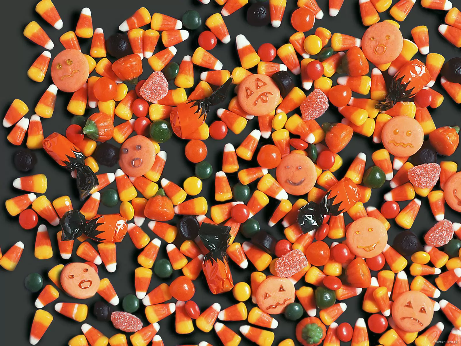 Candy Corn Хэллоуин