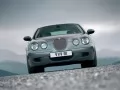 выбранное изображение: «Jaguar S-Type спереди»