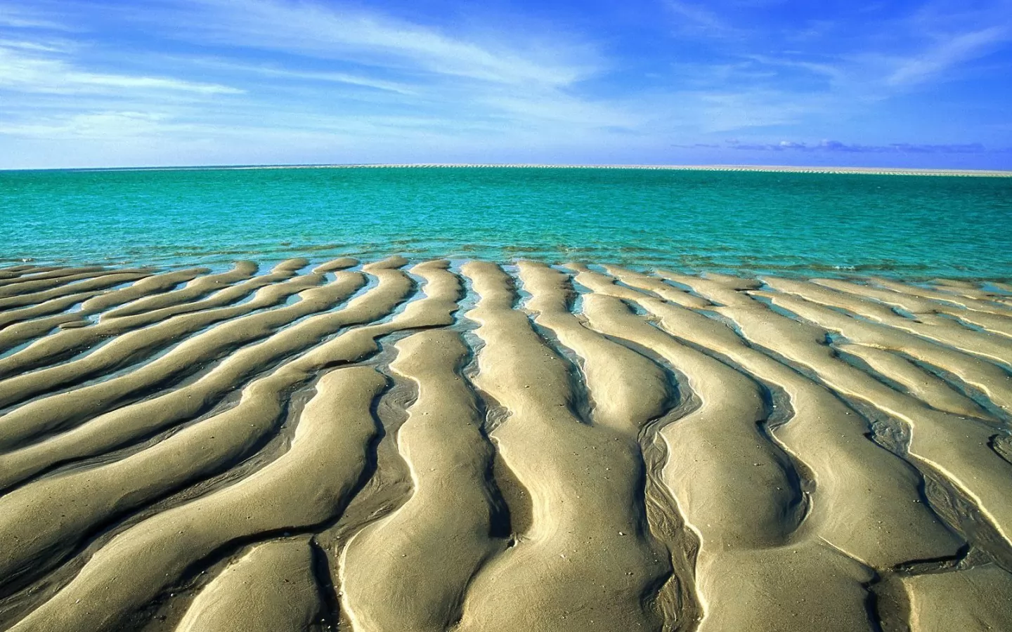 Волнистый песчаный берег, лучшее, море, пейзажи, побережье, природа, синее, тропики х