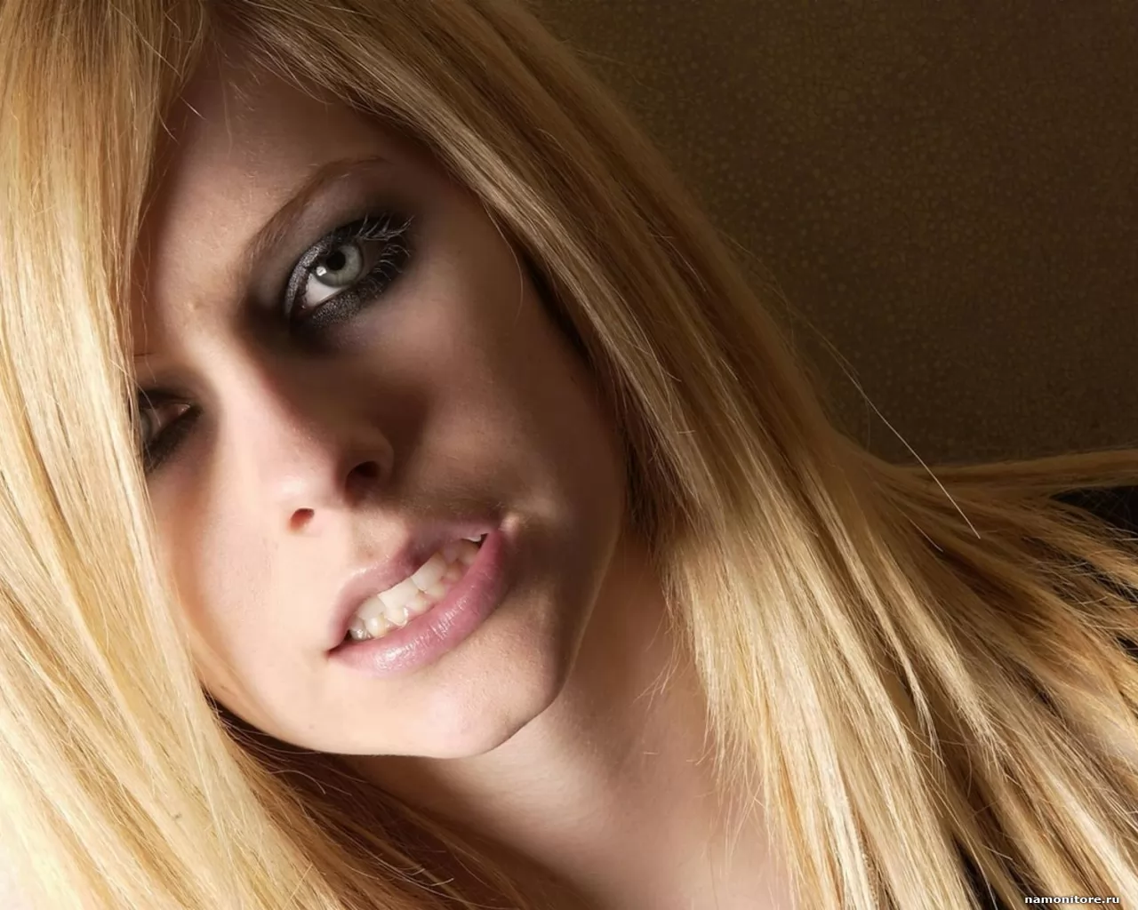 Avril Lavigne,  , , , , , ,  