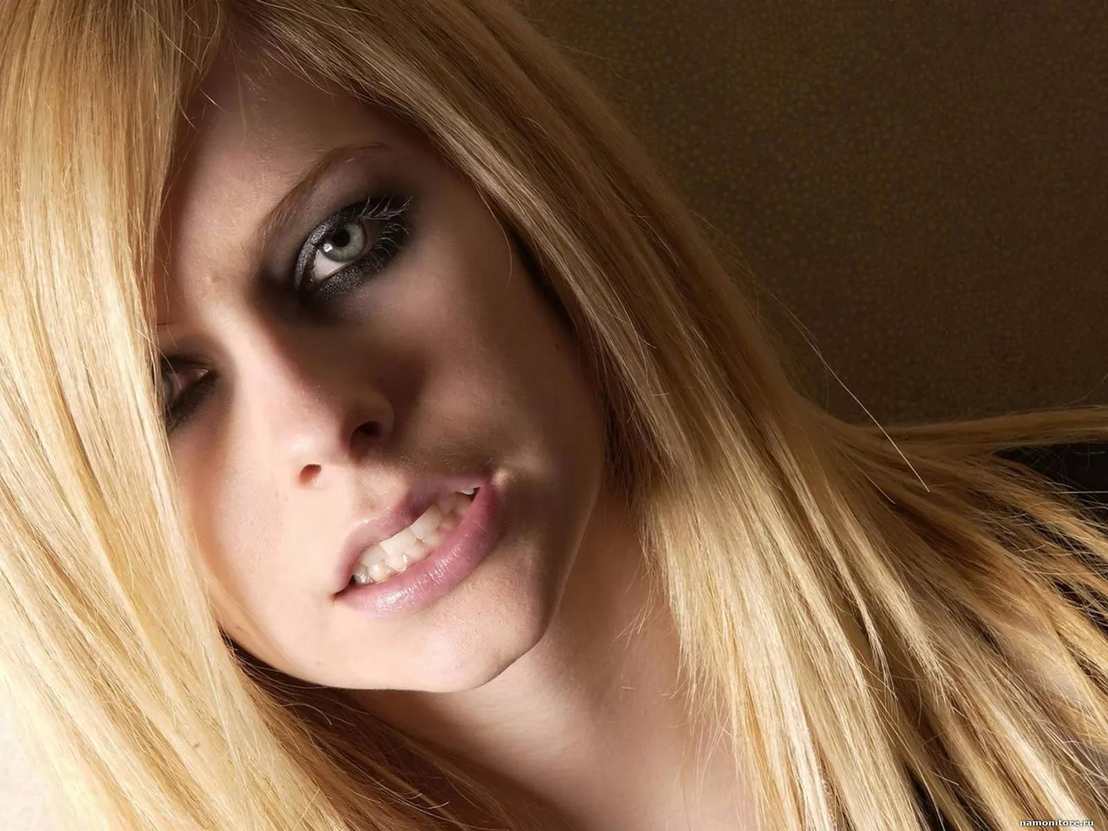 Avril Lavigne,  , , , , , ,  