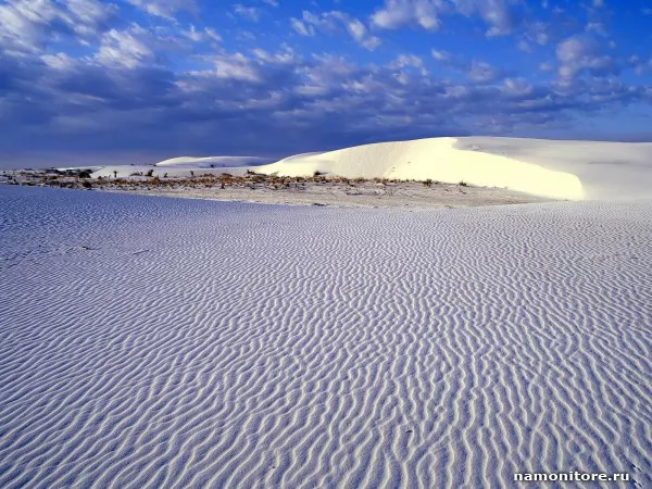 Boundless sand, Nature