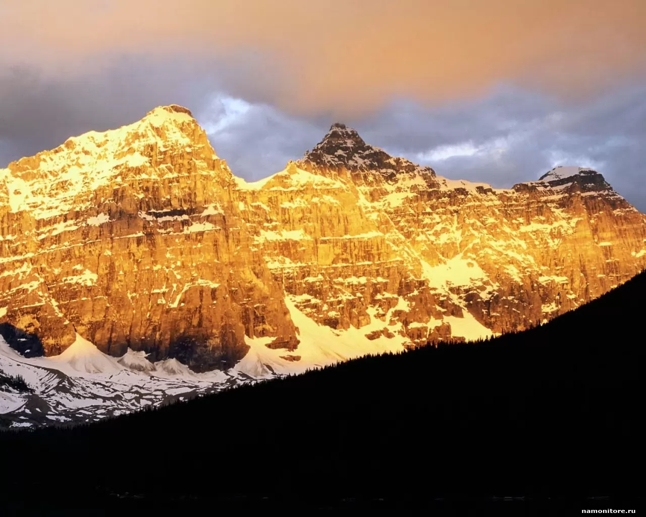 Mountains which have been lighted up by the sun, golden, landscapes, mountains, nature x