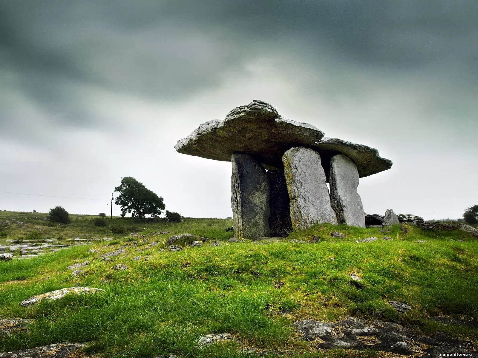 ��������. Dolman at Poulnabrone, The Burren, ������, ��������, �������, ������� �