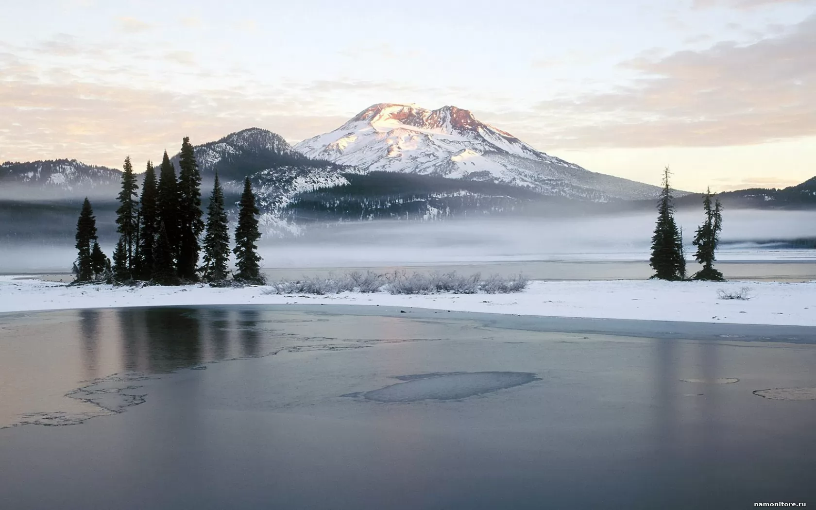 . South Sister and Sparks Lakes, , ,  