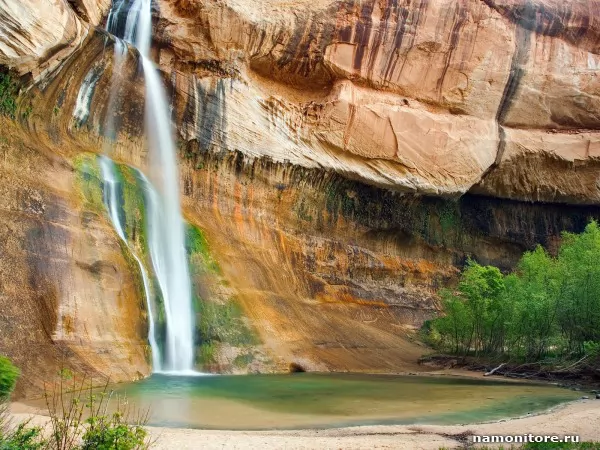 Utah. Calf Creek Falls, Nature