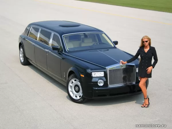 Девушка и Rolls Royce Phantom, Rolls Royce