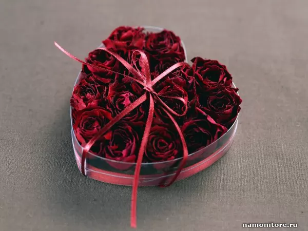 Цветы в форме сердца, День Св. Валентина