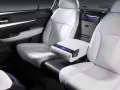 open picture: «Subaru Legacy Concept. Salon with white seats»