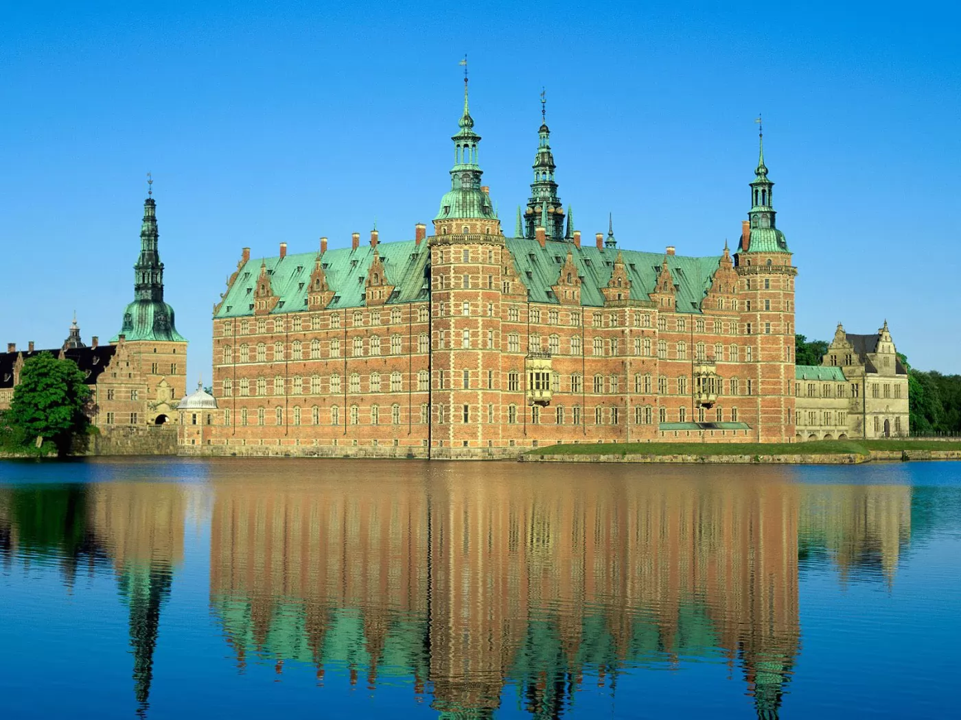 . Frederiksborg Castle,   , , ,  