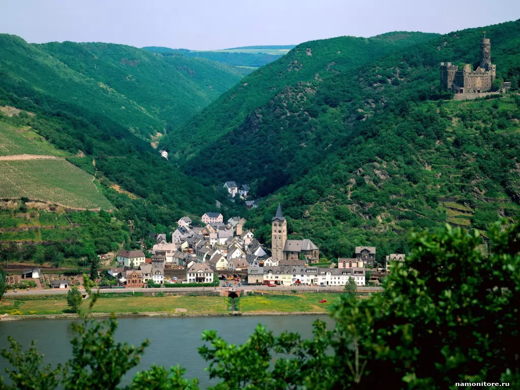 . Maus Castle on the Rhein River, ,   , ,  