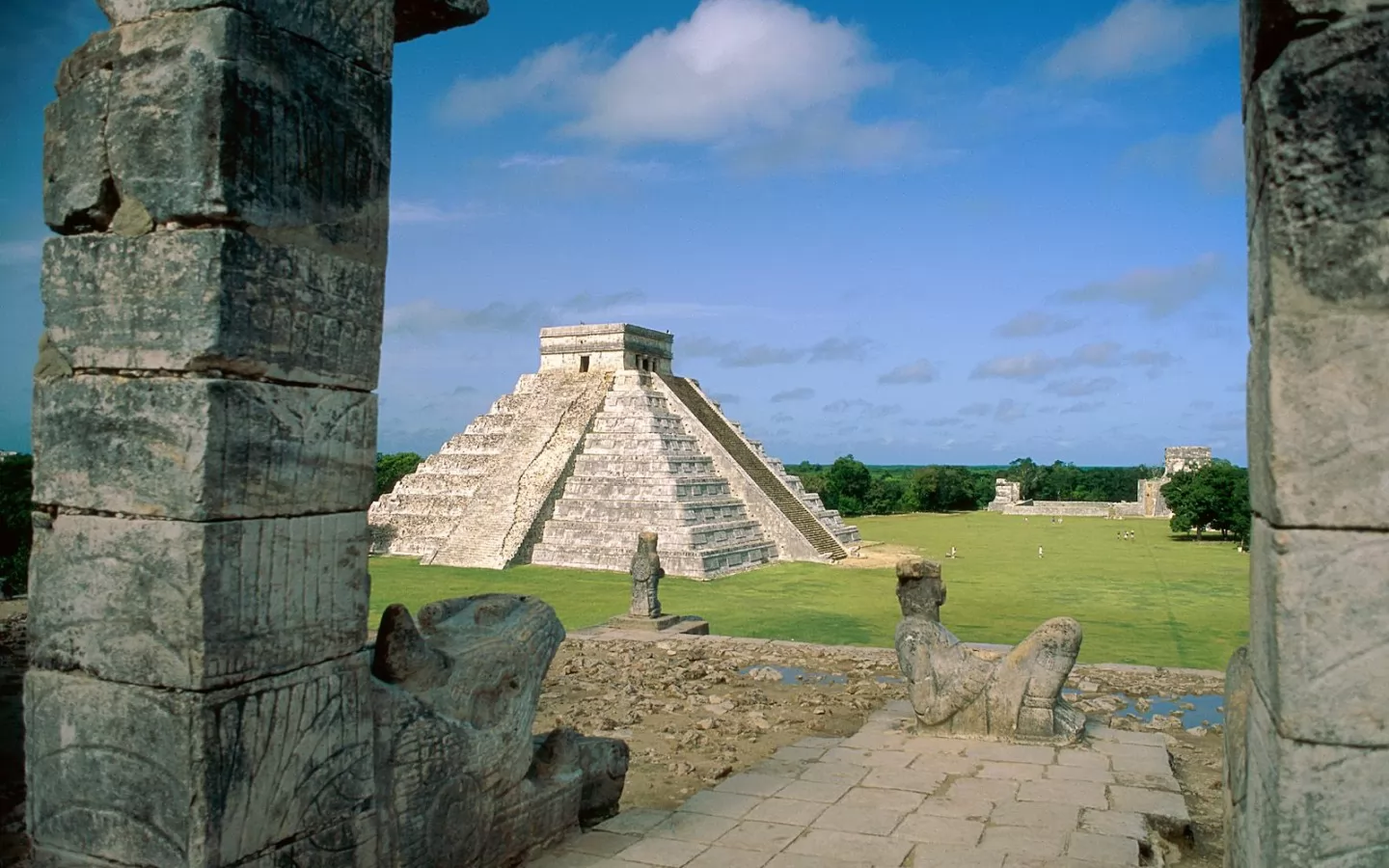 . El Castillo, Chichen Itza (Mayan Toltec),    