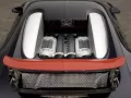 Under Bugatti Veyron Fbg cowl par Hermes