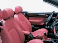выбранное изображение: «Volkswagen New-Beetle с розовым салоном»
