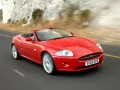 выбранное изображение: «Jaguar – XK Convertible – 2007, красный кабриолет»