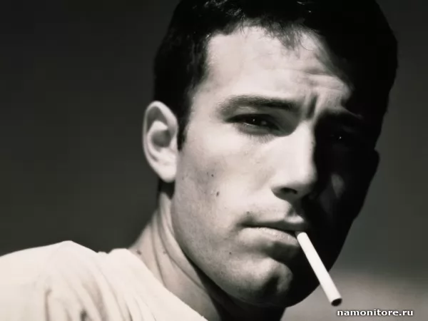 Ben Affleck with a cigarette in a teeth, Celebrities