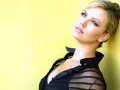 open picture: «Charlize Theron»
