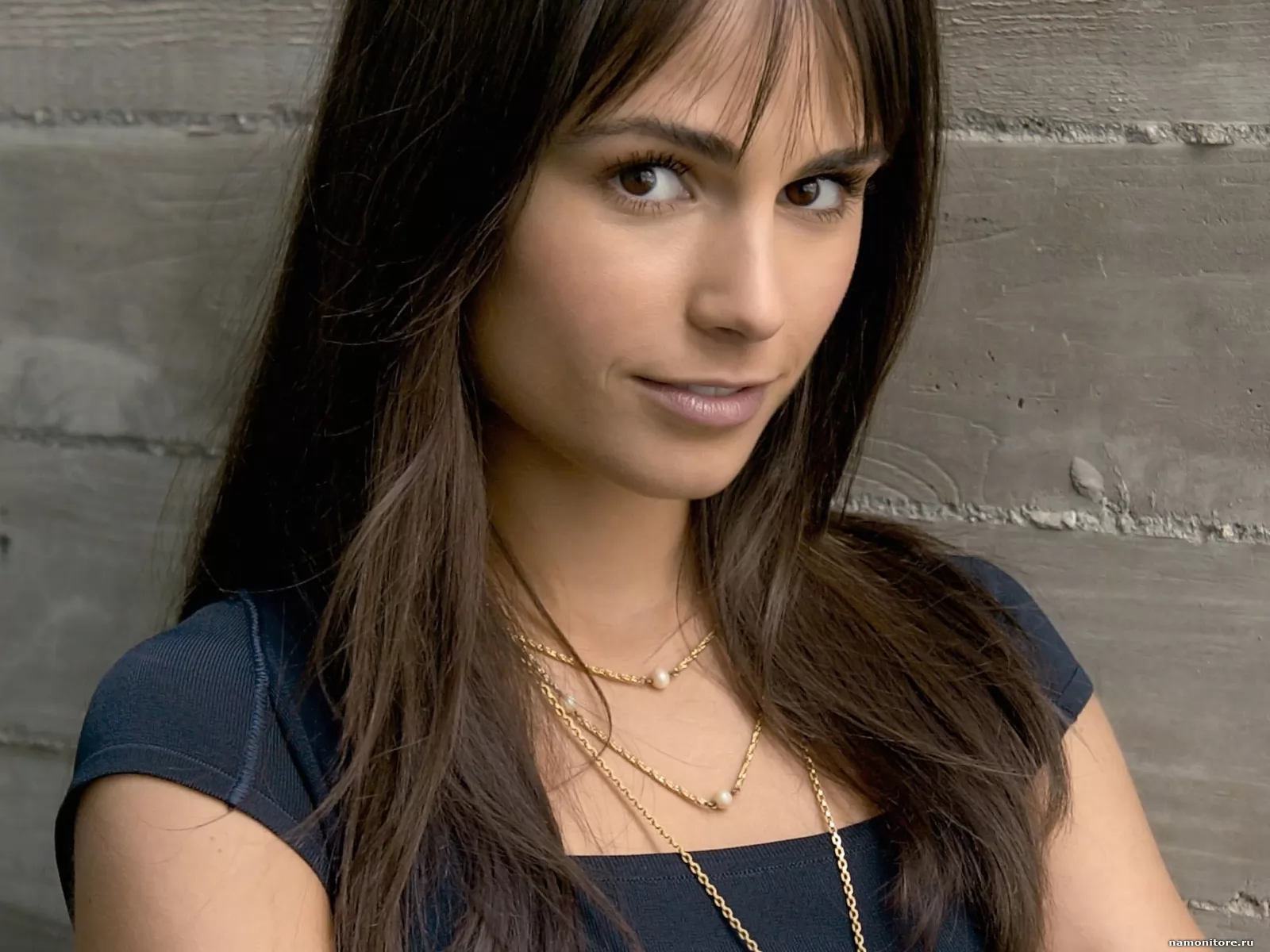 Jordana Brewster Pics