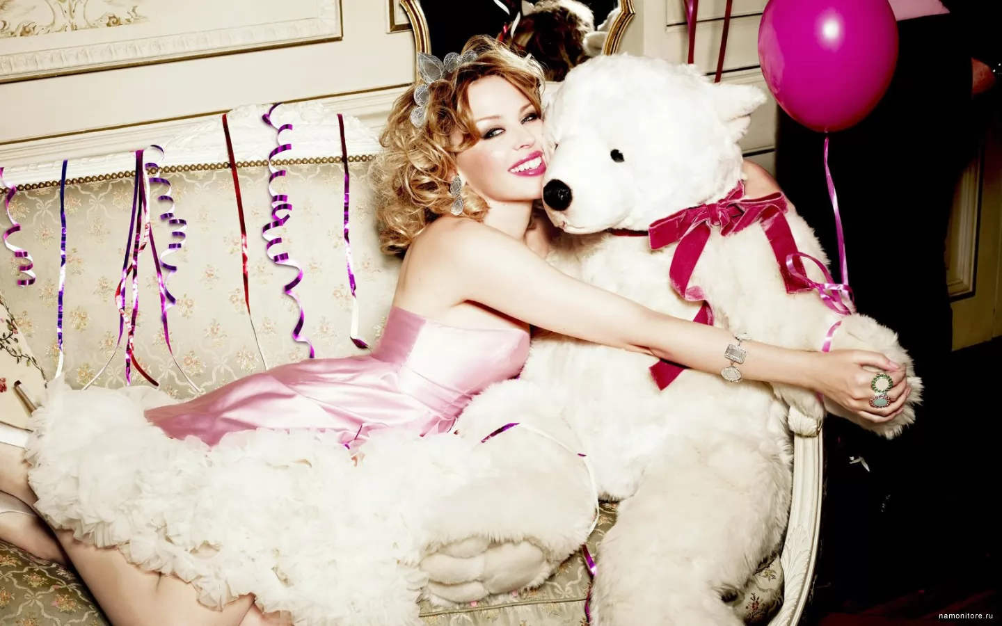 Kylie Minogue, blondes, celebrities, girls, Kylie Minogue, white x