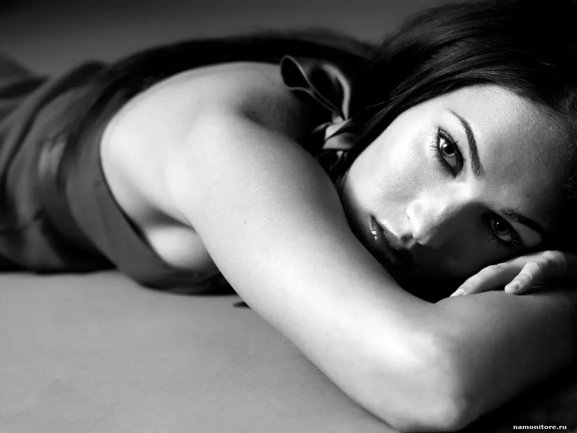 Megan Fox, брюнетки, знаменитости, серое, чёрно-белое х