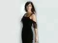 open picture: Natalie Imbruglia in a black dress